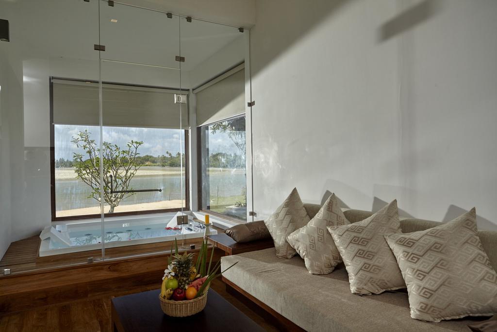 Amaranthe Bay Resort & Spa Тринкомали Номер фото