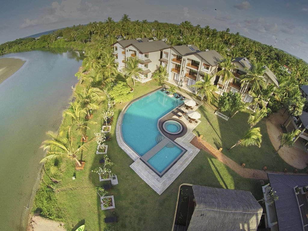Amaranthe Bay Resort & Spa Тринкомали Экстерьер фото